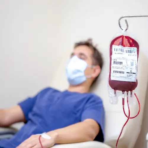 ¿En qué parte de la biblia prohibe la transfusión de sangre?
